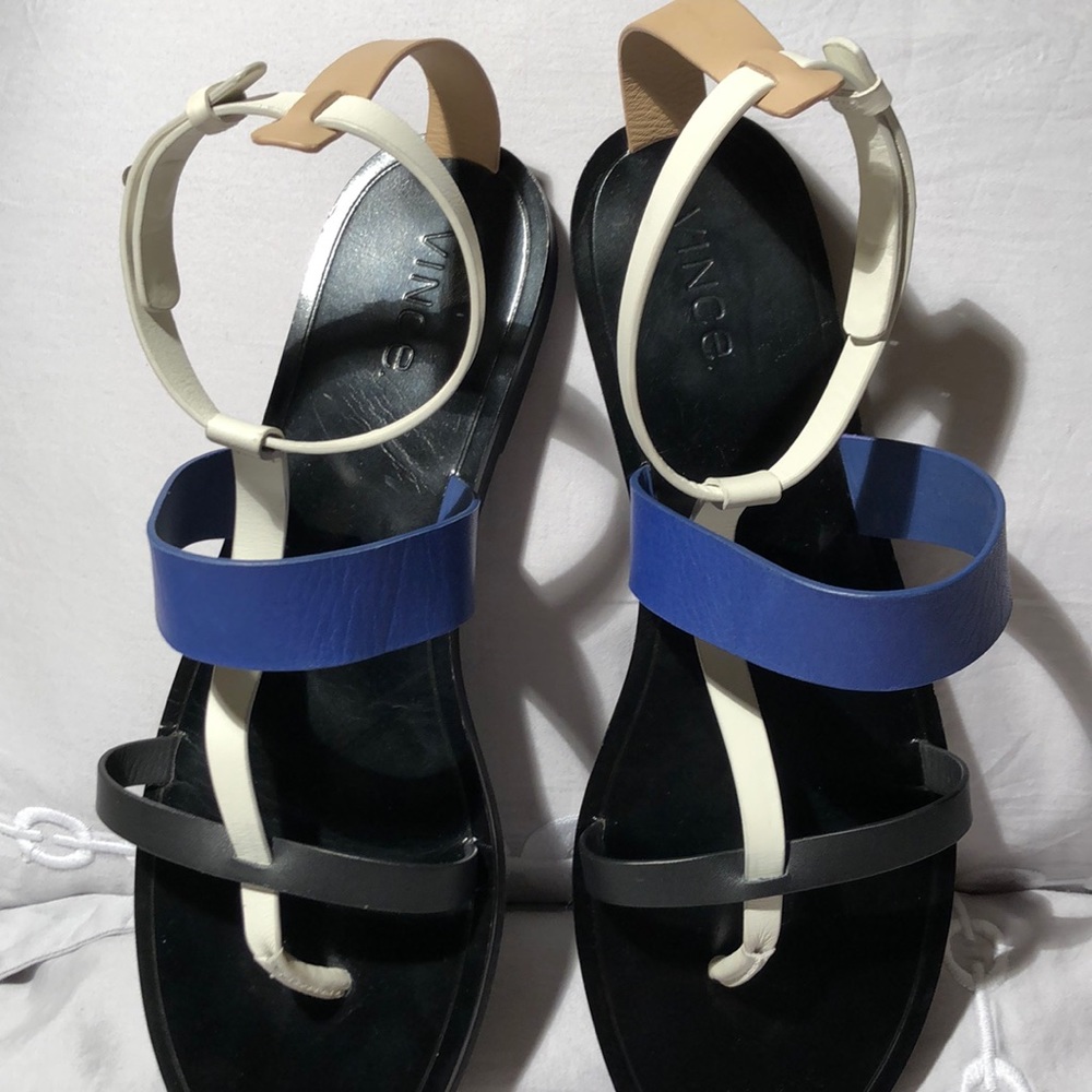 Vince Leather Sandals sz 9.5 in like new condition